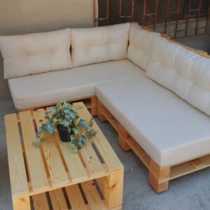 4 seater pallet sofa