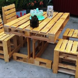pallets dinning table